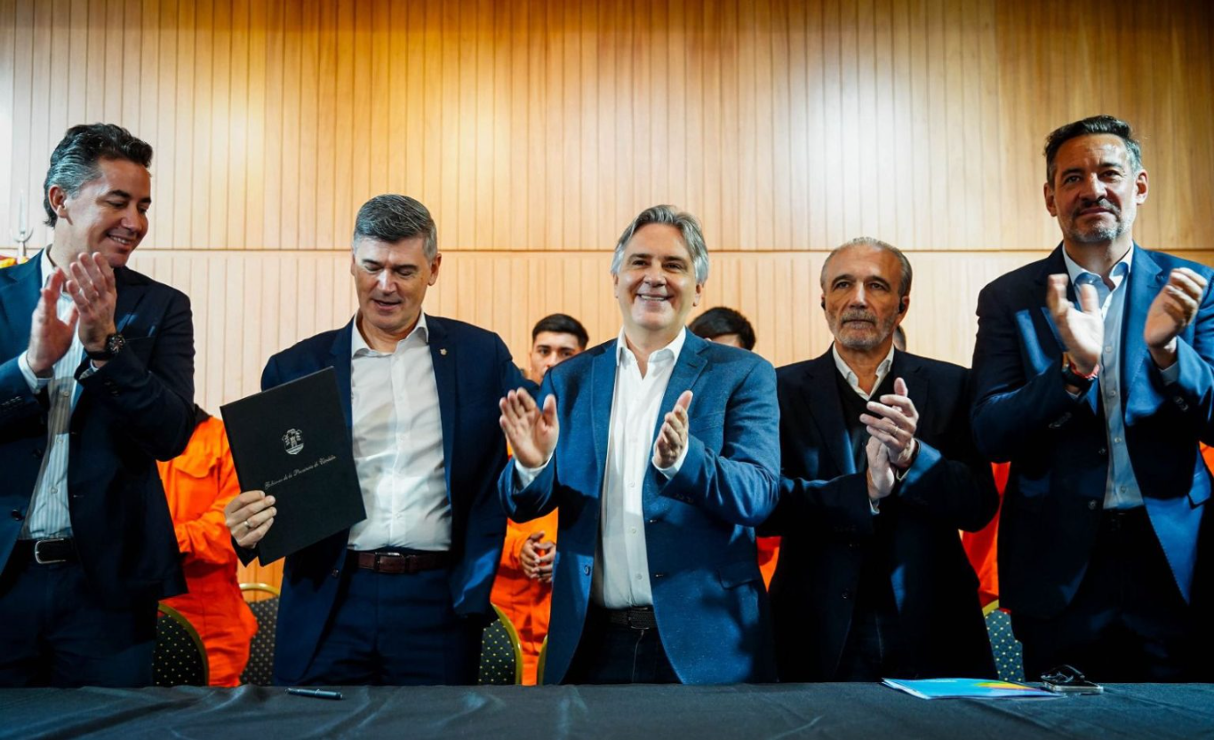 ¿Passerini al gobierno, Siciliano al poder, Llaryora conducción?