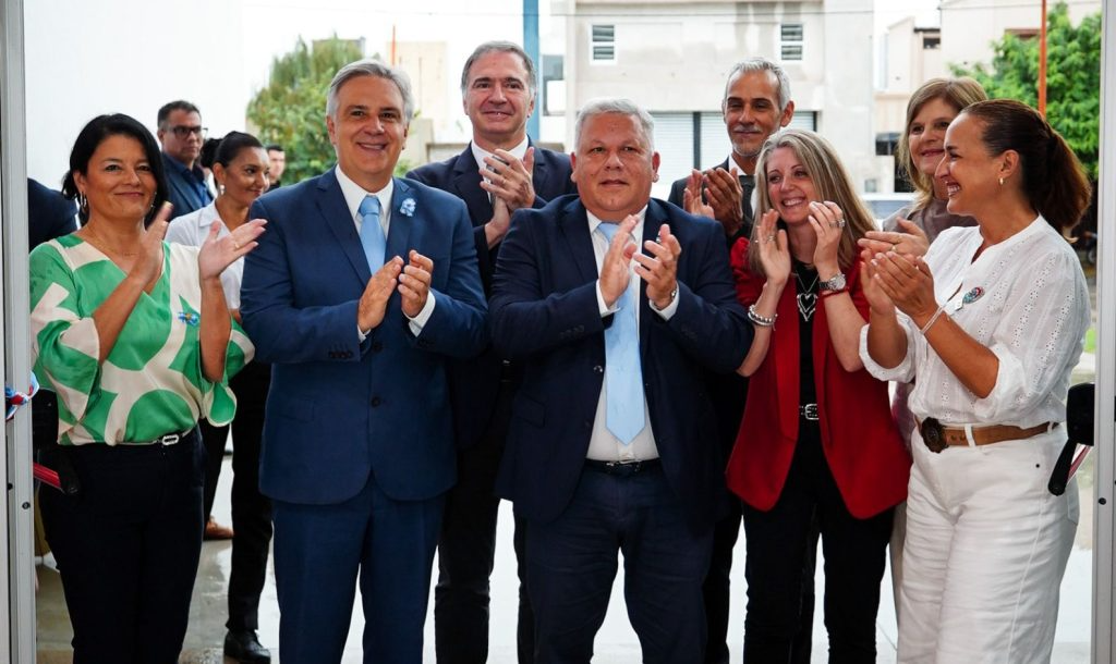 Inversión educativa y armado político, la dupla Llaryora–Benedetti un dolor de cabeza para muchos