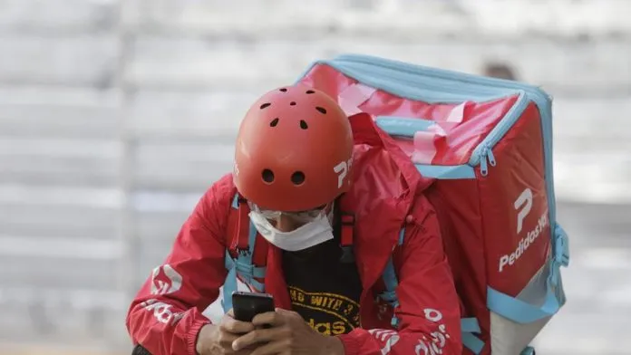 🧠 Precarizados desde el inicio: juventudes y menores de 40 en un mercado laboral sin garantías