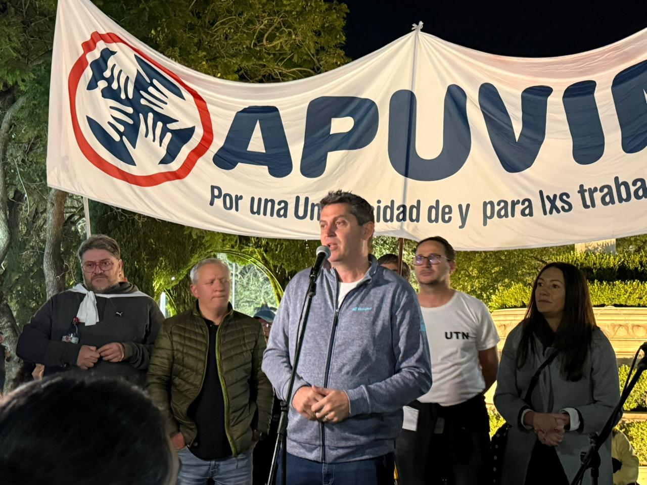 La universidad pública salió a la calle para defender salarios, ciencia y futuro productivo