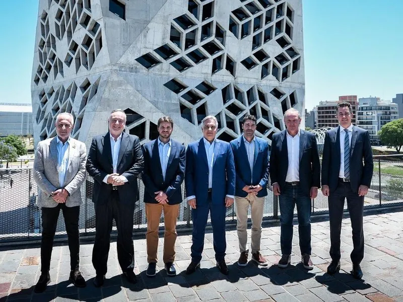 Mercado Libre mira a Córdoba como aliado estratégico ante el avance de Temu