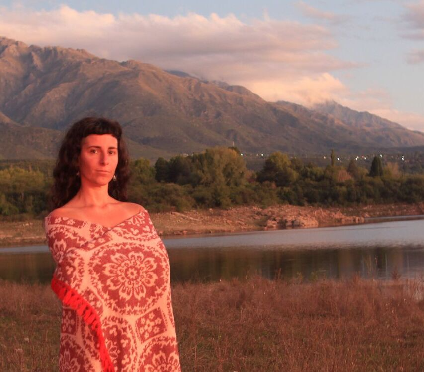 La Parsifónica: del sistema a la tierra, una artista que eligió otro camino