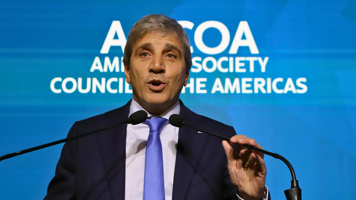Entre la alegría del fútbol y las tensiones de la economía argentina