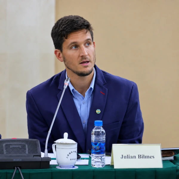 Pensar desde el Sur: Julián Bilmes y la disputa por la soberanía científica