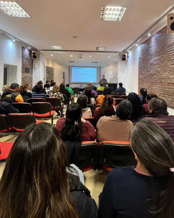 Los Cisnes apuesta por una salud cercana, solidaria y sin distancias