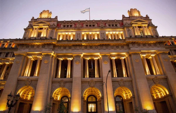 ¿Quién paga qué en la factura de luz? La Corte Suprema tendrá la última palabra